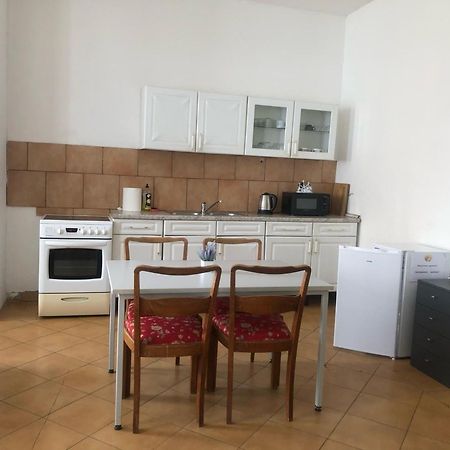 Ústí nad Labem Apartmany Prazska מראה חיצוני תמונה