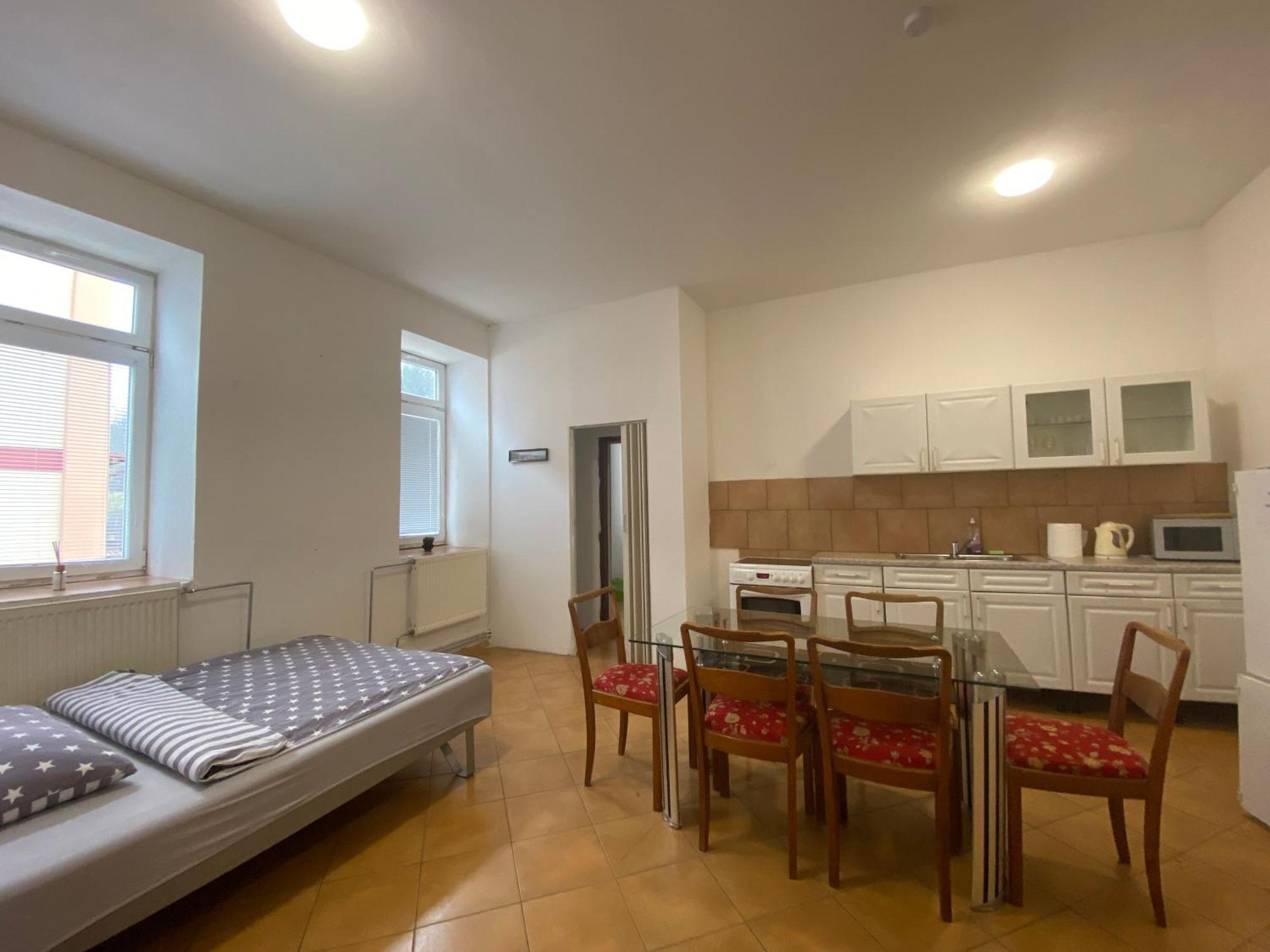 Ústí nad Labem Apartmany Prazska מראה חיצוני תמונה