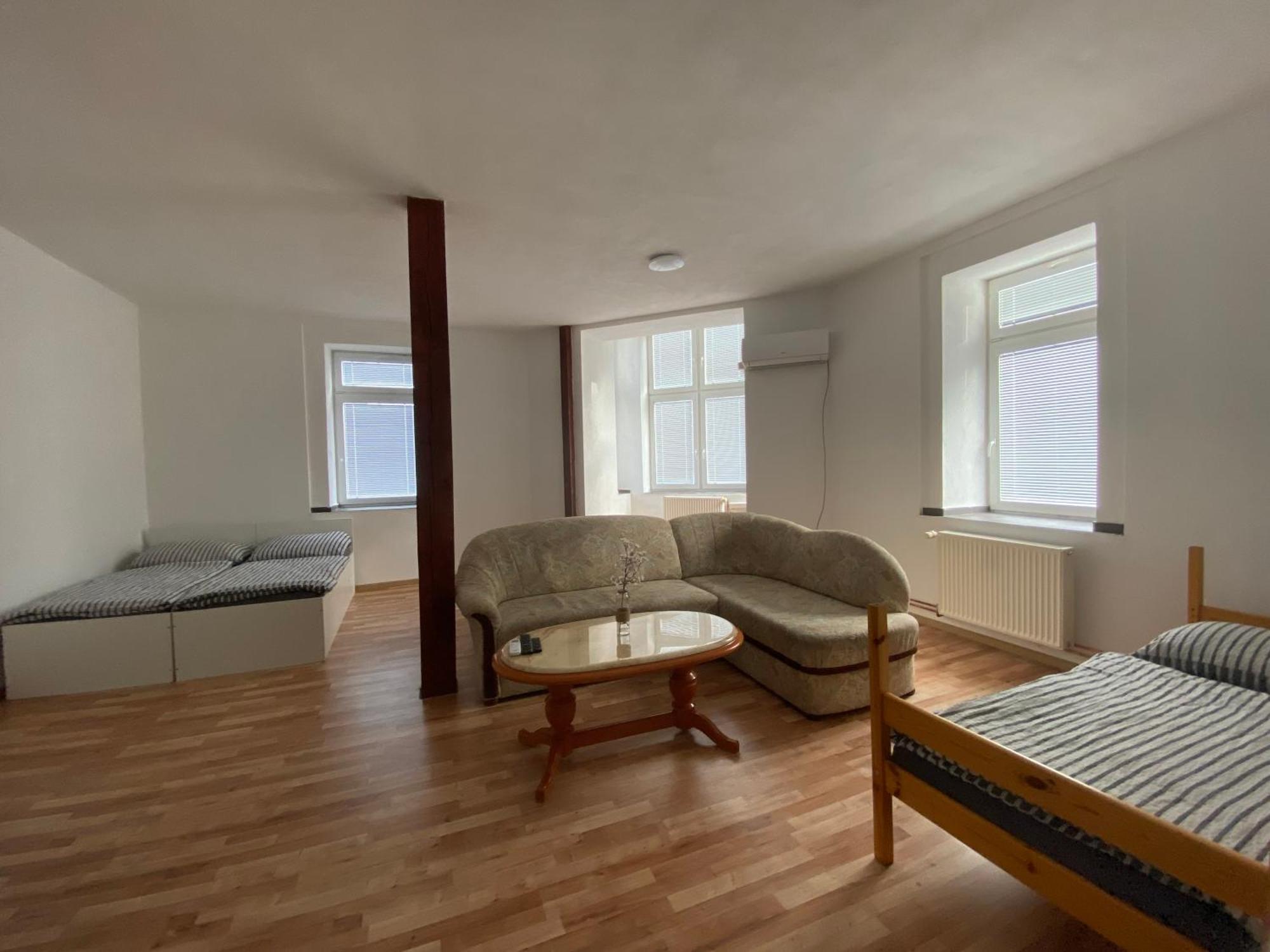 Ústí nad Labem Apartmany Prazska מראה חיצוני תמונה