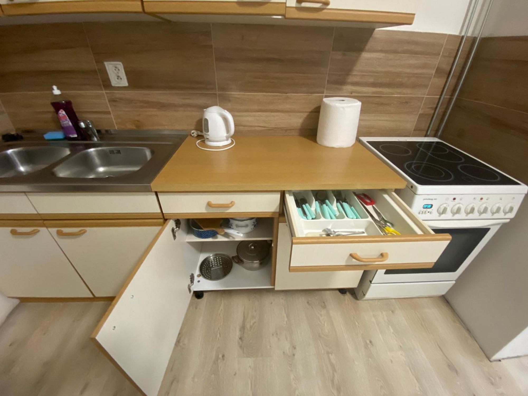 Ústí nad Labem Apartmany Prazska מראה חיצוני תמונה